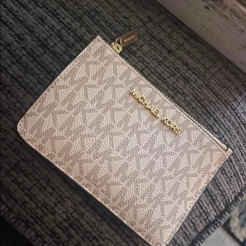Michael Kors Wallet/ID holder